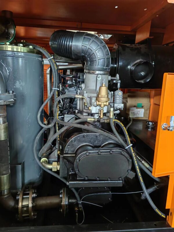 Diesel screw compressor