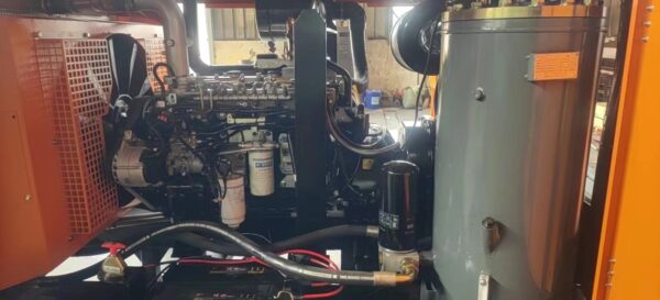 Diesel screw compressor